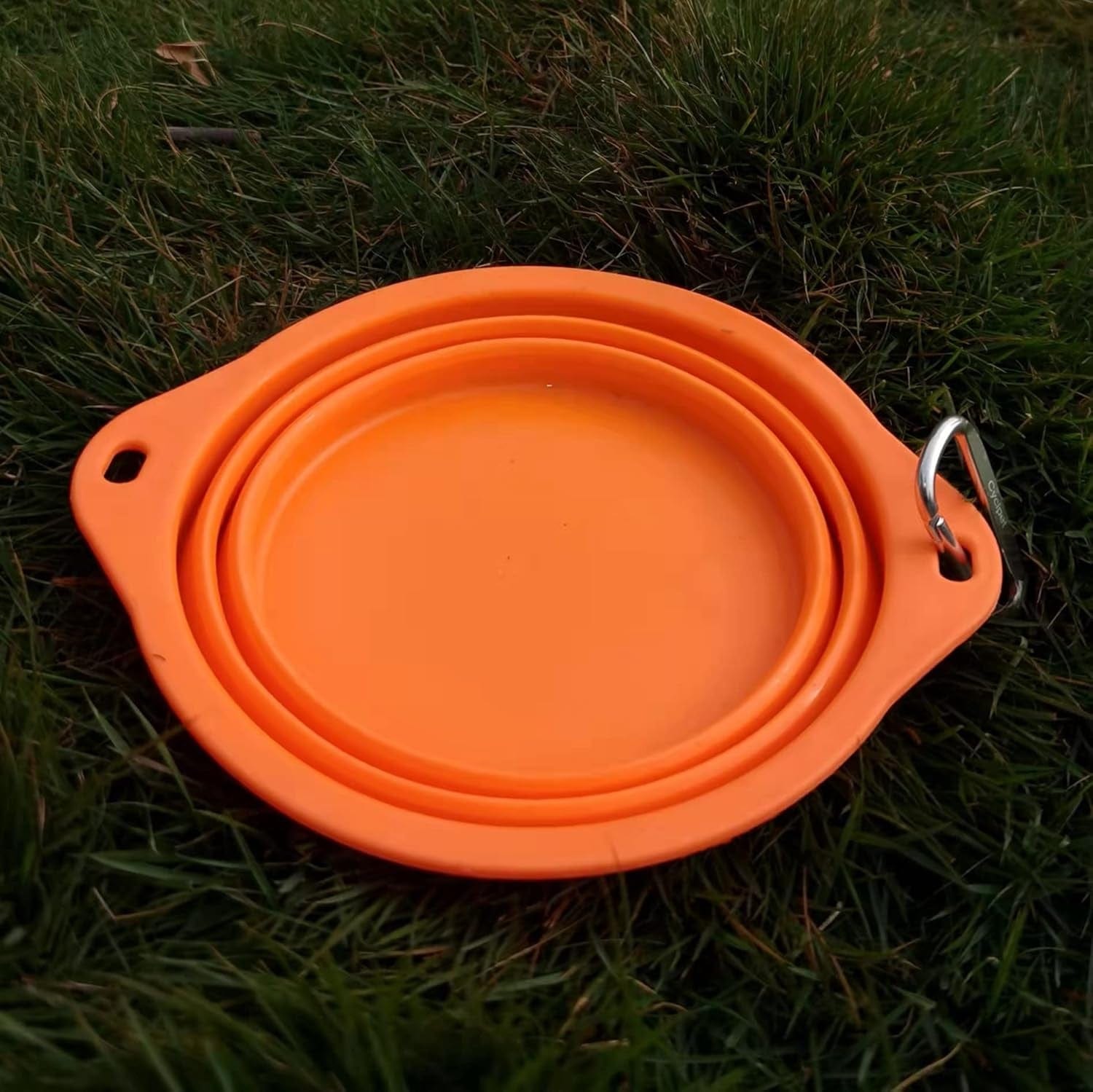 Advanced Collapsible Dog Bowl, Portable Foldable Water Food Bowls with Carabiner Clip for Outdoor,Walking, Traveling,Hiking,Jogging (4 Pack) (Blue,Orange)