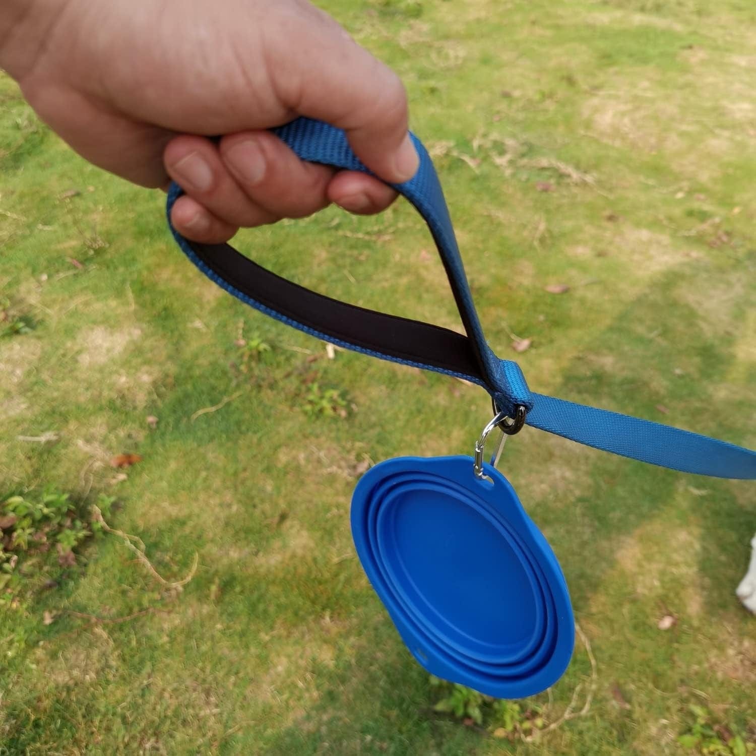 Advanced Collapsible Dog Bowl, Portable Foldable Water Food Bowls with Carabiner Clip for Outdoor,Walking, Traveling,Hiking,Jogging (4 Pack) (Blue,Orange)